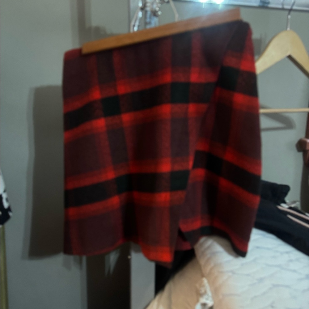 Abercrombie & Fitch Red and Black Plaid Skirt